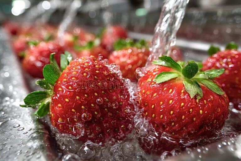 Cómo lavar las fresas correctamente para eliminar bacterias y pesticidas 4 Cómo lavar las fresas correctamente para eliminar bacterias y pesticidas